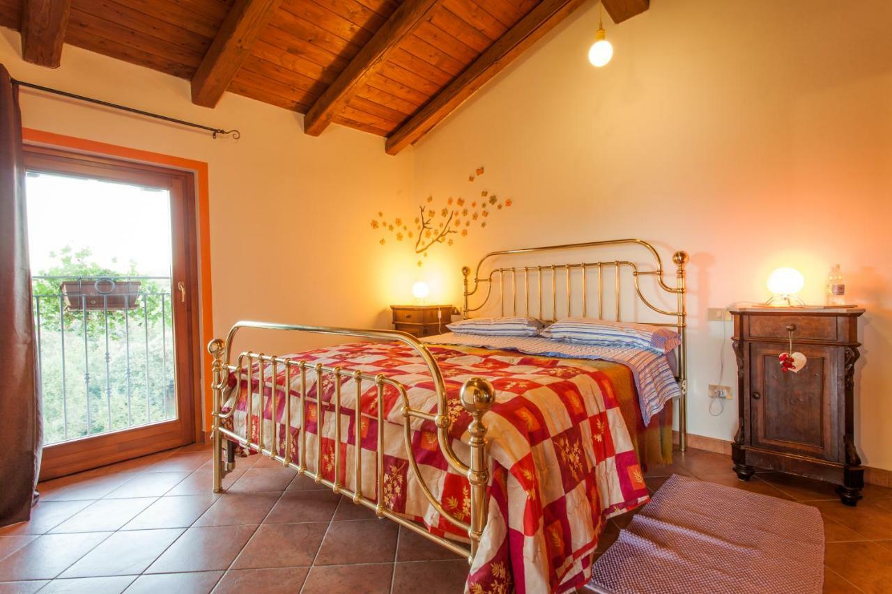 Bed and Breakfast Il Gelso 'D La Costa Lesegno Exterior foto